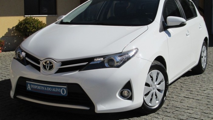 TOYOTA AURIS 1.4 D4-D ACTIVE + A/C