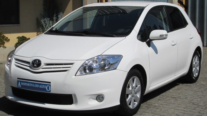 TOYOTA AURIS 1.4 D4-D