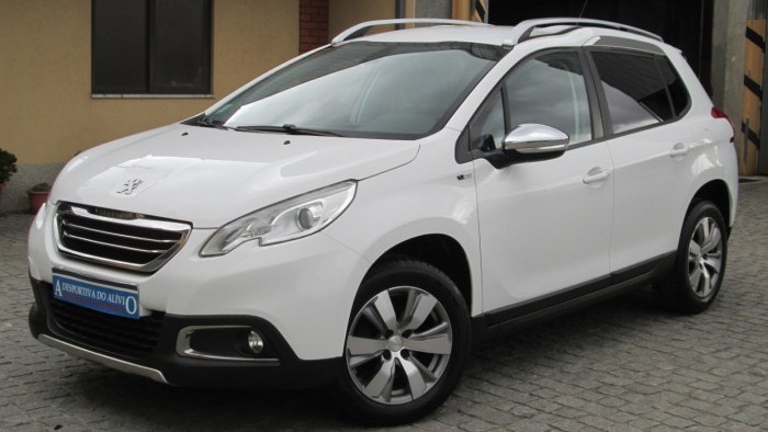 PEUGEOT 2008 1.6 BlueHDI STYLE