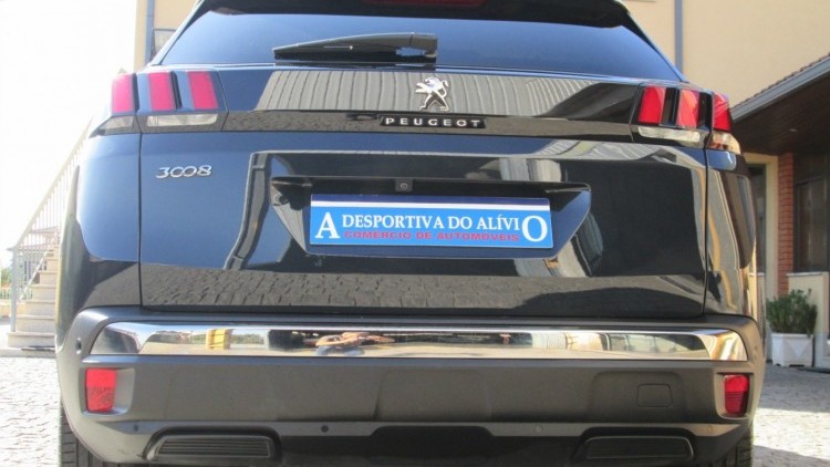 Peugeot 3008 1.5 BlueHdi ALLURE EAT8