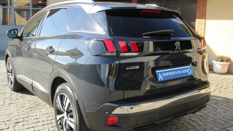 Peugeot 3008 1.5 BlueHdi ALLURE EAT8