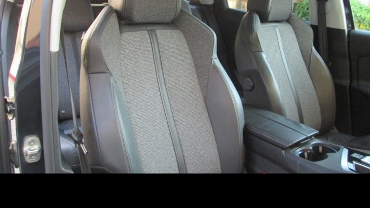 Peugeot 3008 1.5 BlueHdi ALLURE EAT8