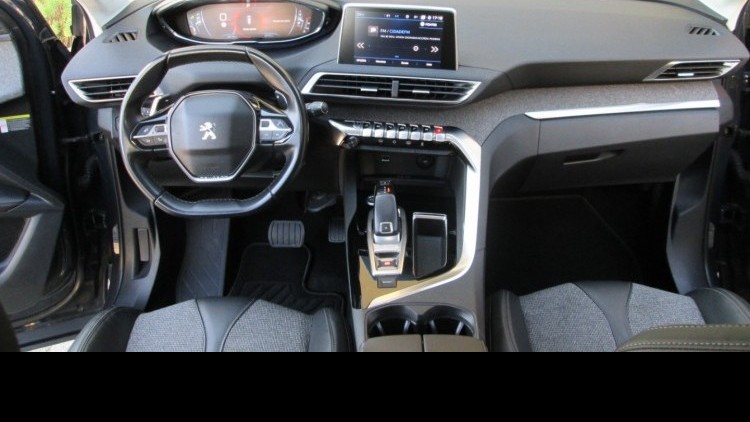Peugeot 3008 1.5 BlueHdi ALLURE EAT8