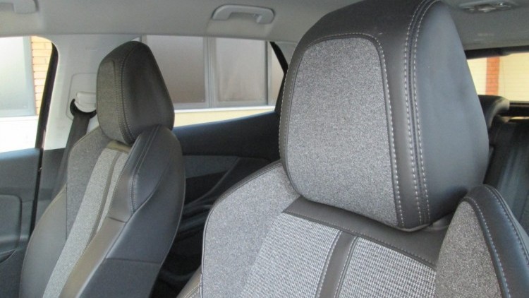 Peugeot 3008 1.5 BlueHdi ALLURE EAT8