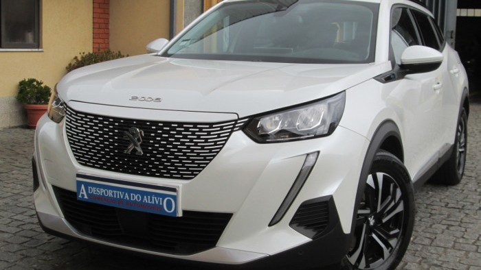 Peugeot E-2008 ALLURE PACK