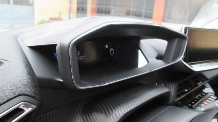 Peugeot E-2008 ALLURE PACK