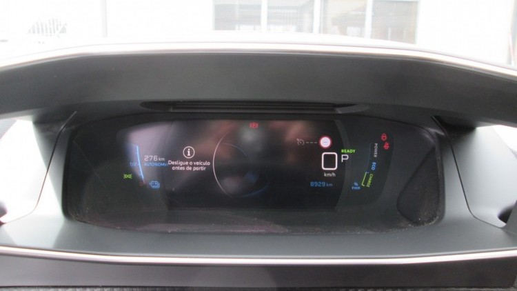 Peugeot E-2008 ALLURE PACK