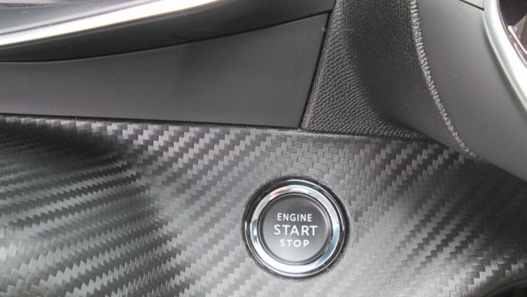 Peugeot E-2008 ALLURE PACK