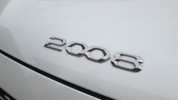 Peugeot E-2008 ALLURE PACK