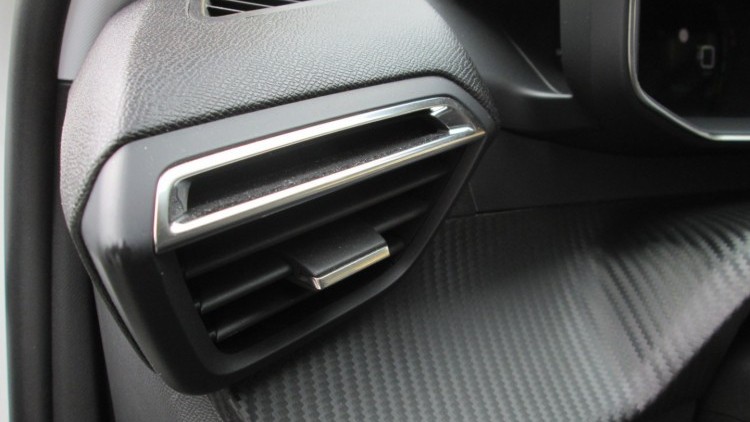 Peugeot E-2008 ALLURE PACK