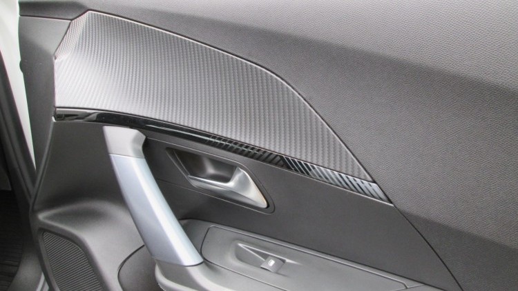 Peugeot E-2008 ALLURE PACK