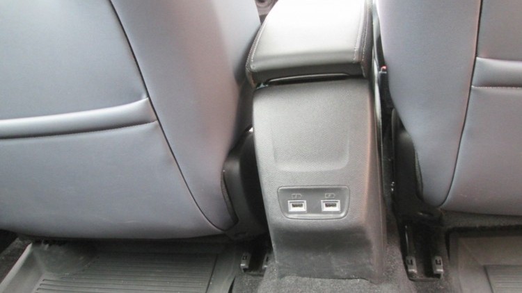 Peugeot E-2008 ALLURE PACK