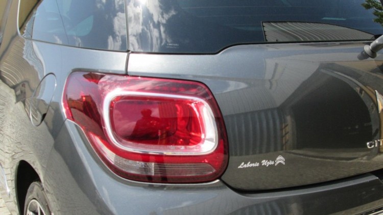 Citro&euml;n DS3 1.6 HDI SPORT CHIC