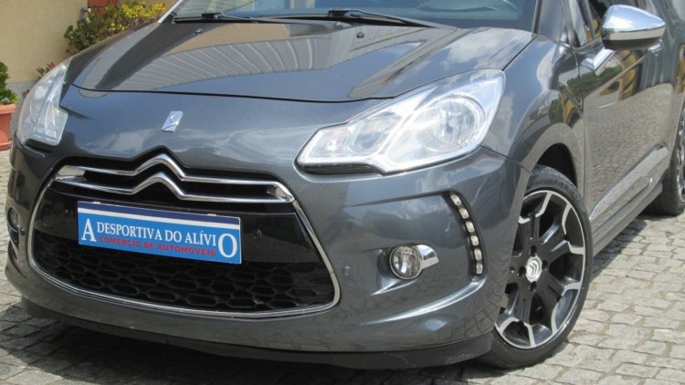 Citro&euml;n DS3 1.6 HDI SPORT CHIC