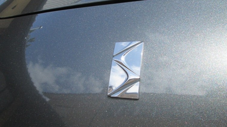 Citro&euml;n DS3 1.6 HDI SPORT CHIC