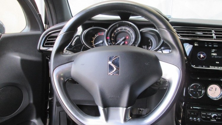 Citro&euml;n DS3 1.6 HDI SPORT CHIC