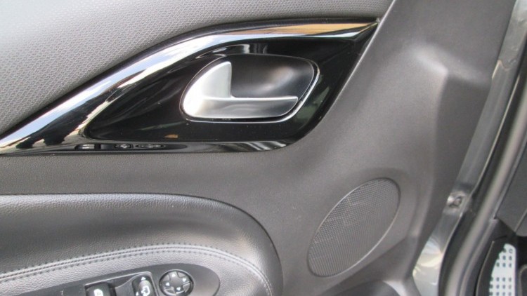 Citro&euml;n DS3 1.6 HDI SPORT CHIC