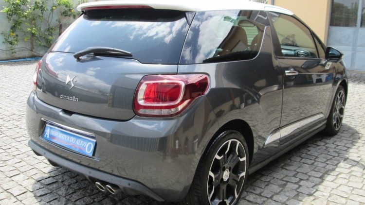 Citro&euml;n DS3 1.6 HDI SPORT CHIC