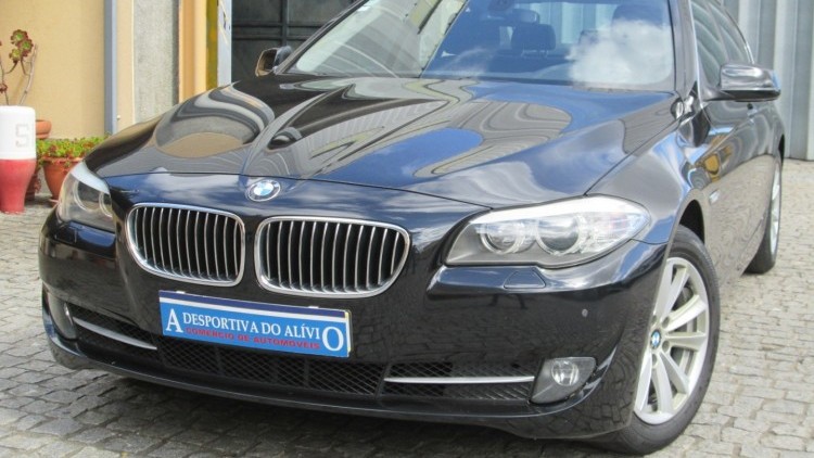 BMW S&eacute;rie 5 - 520 D LUXURY Auto