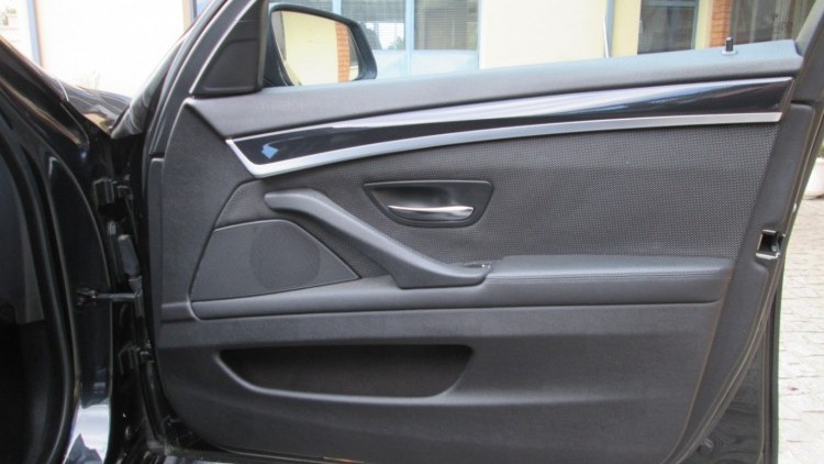 BMW S&eacute;rie 5 - 520 D LUXURY Auto