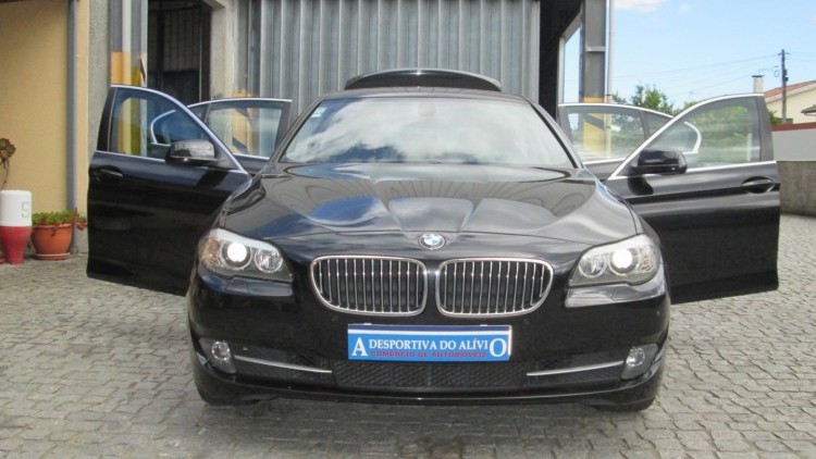 BMW S&eacute;rie 5 - 520 D LUXURY Auto