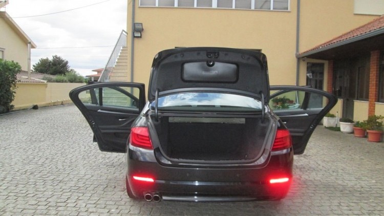 BMW S&eacute;rie 5 - 520 D LUXURY Auto