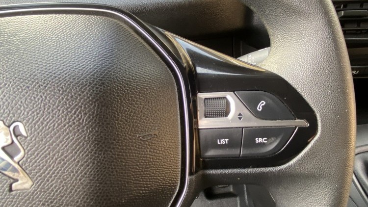 Peugeot Partner 1.6 Hdi 100cv CarPlay