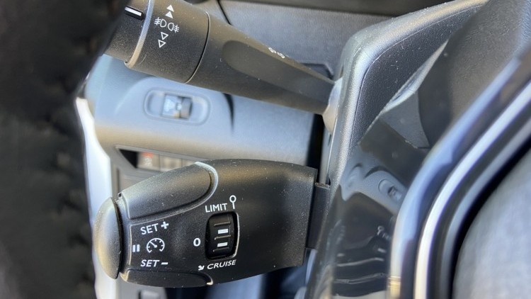 Peugeot Partner 1.6 Hdi 100cv CarPlay