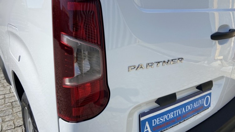 Peugeot Partner 1.6 Hdi 100cv Premium CarPlay
