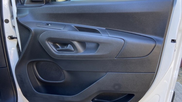 Peugeot Partner 1.6 Hdi 100cv Premium CarPlay
