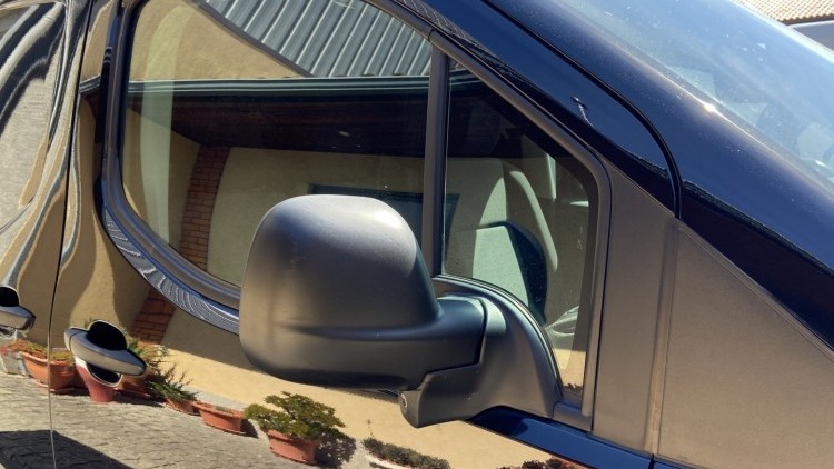 Peugeot Partner 1.6 Hdi 100cv L2 Premium CarPlay