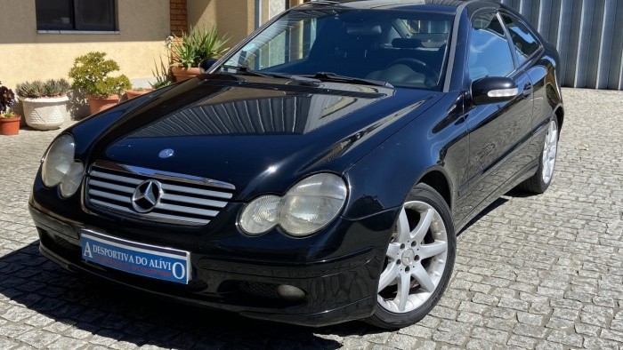 Mercedes-Benz Classe C 220 CDI COUPE