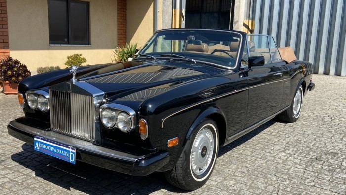 Rolls Royce Corniche CONVERTIBLE