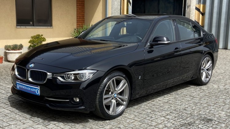 BMW S&eacute;rie 3 - 330 E iPerformace Line Sport Auto