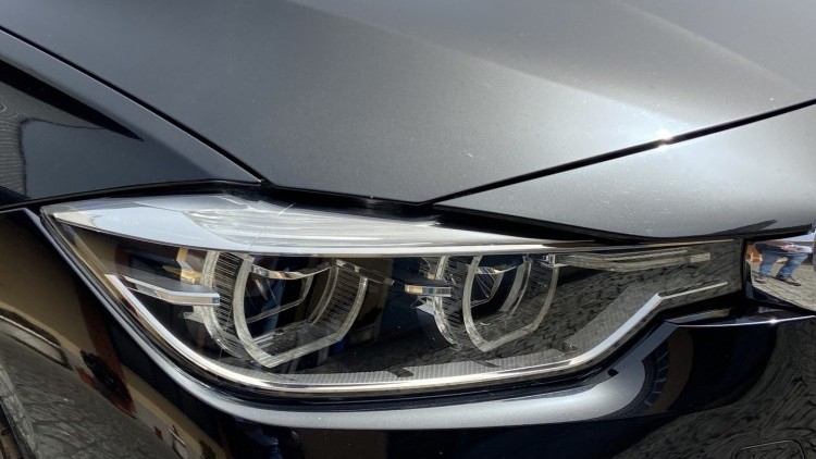 BMW S&eacute;rie 3 - 330 E iPerformace Line Sport Auto