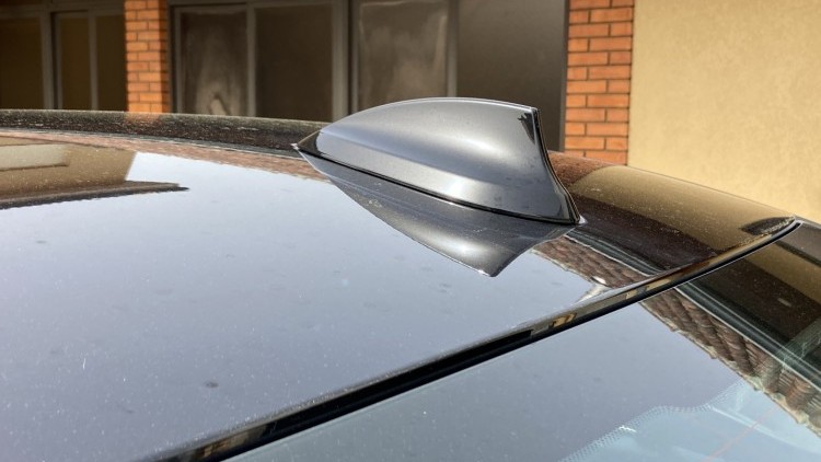 BMW S&eacute;rie 3 - 330 E iPerformace Line Sport Auto