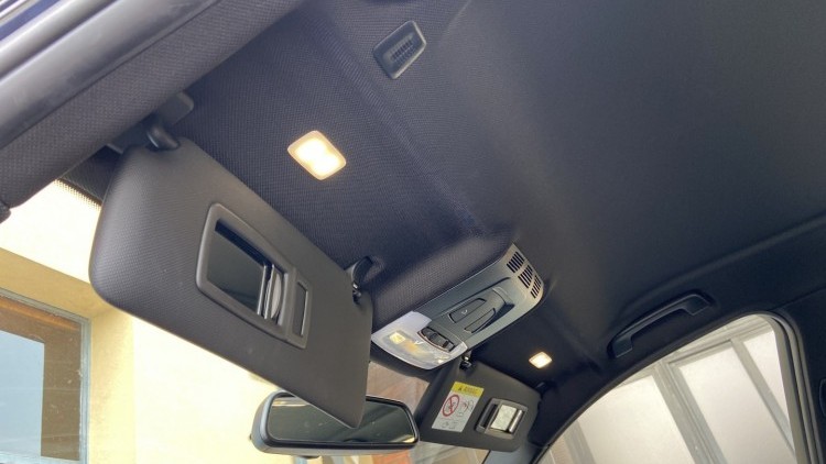 BMW S&eacute;rie 3 - 330 E iPerformace Line Sport Auto