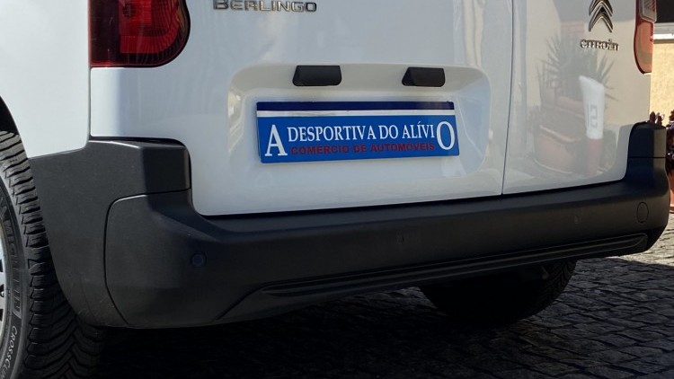 Citro&euml;n Berlingo 1.6 BlueHDI 100cv CARPLAY e CAMARA