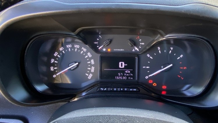 Citro&euml;n Berlingo 1.6 BlueHDI 100cv CARPLAY e CAMARA