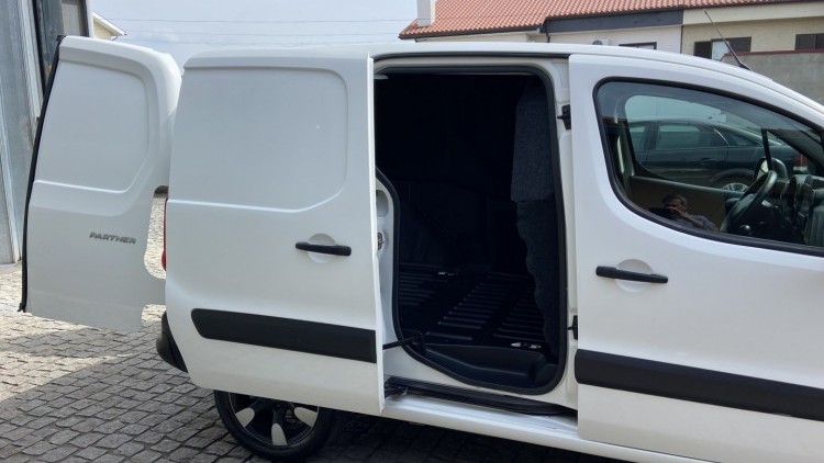 Peugeot Partner 1.6 Hdi 100cv GPS + C&acirc;mara