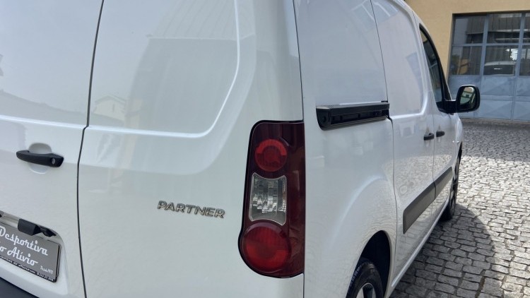 Peugeot Partner 1.6 Hdi 100cv GPS + C&acirc;mara