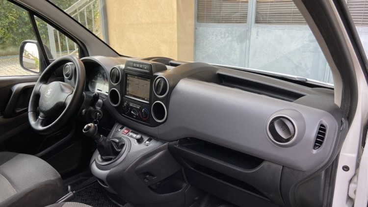 Peugeot Partner 1.6 Hdi 100cv GPS + C&acirc;mara