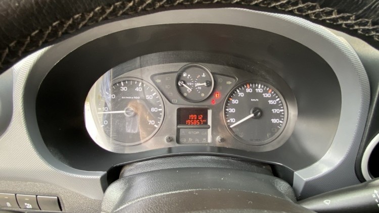 Peugeot Partner 1.6 Hdi 100cv GPS + C&acirc;mara