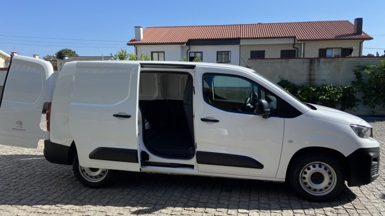 Peugeot Partner 1.6 Hdi 100cv L2(Longa) Premium CarPlay