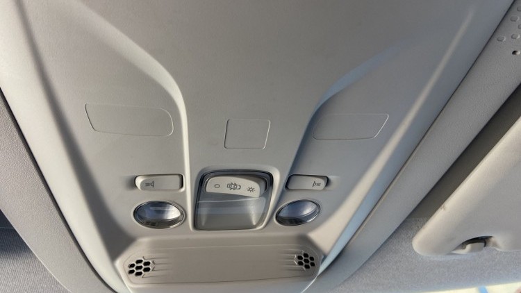 Peugeot Partner 1.6 Hdi 100cv L2(Longa) Premium CarPlay