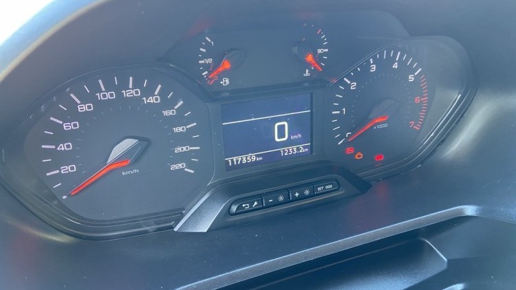 Peugeot Partner 1.6 Hdi 100cv L2(Longa) Premium CarPlay