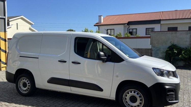 Peugeot Partner 1.6 Hdi 100cv L2(Longa) Premium CarPlay