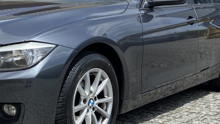 BMW S&eacute;rie 3 - 316 D LINE MODERN