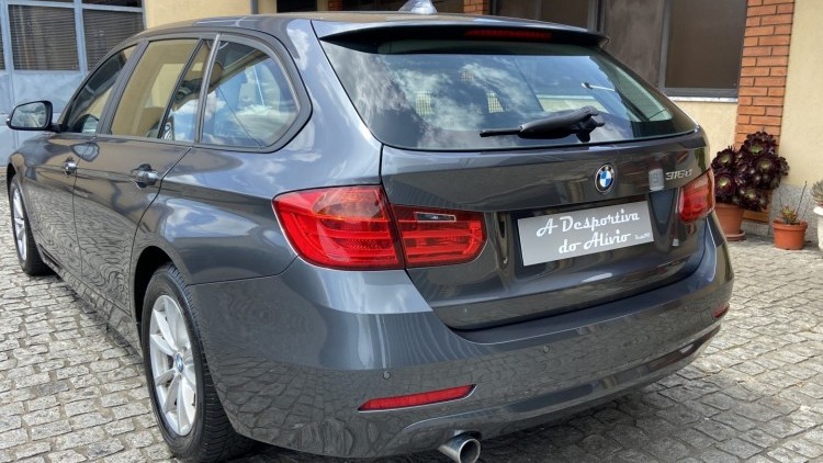 BMW S&eacute;rie 3 - 316 D LINE MODERN