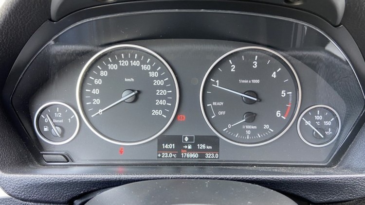 BMW S&eacute;rie 3 - 316 D LINE MODERN